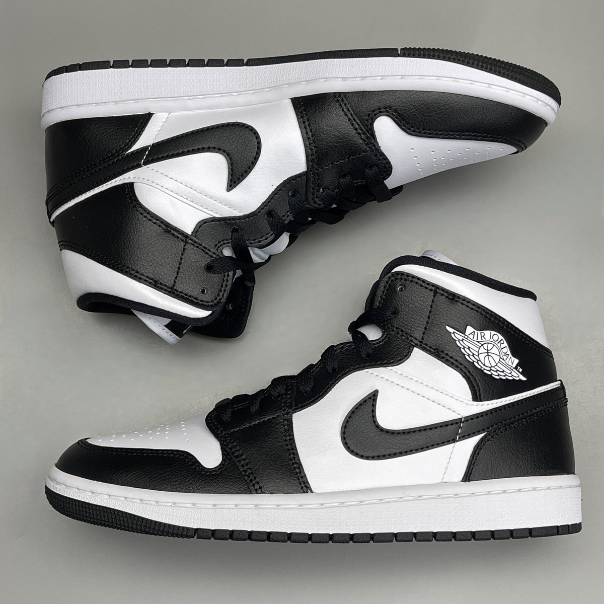 NIKE AIR JORDAN 1 Mid Panda Shoe Women's Sz 7 Black / White DV0991-101 (New)