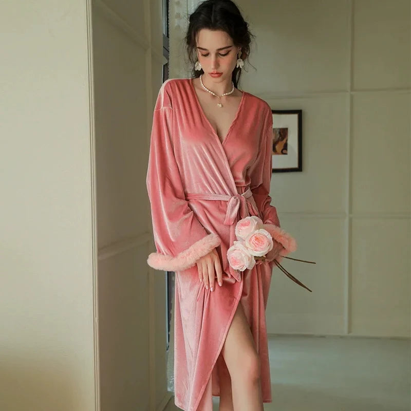 New Bride Wedding Robe Gown Women Velour Sleepwear Luxury Feather Kimono Bridesmaid Team Velvet Bathrobe Long Nightwear